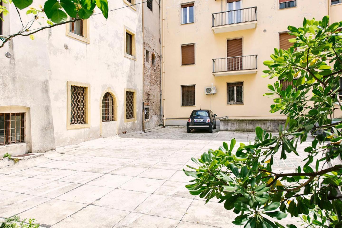 Rosa Tea Castelvecchio Apartment Verona